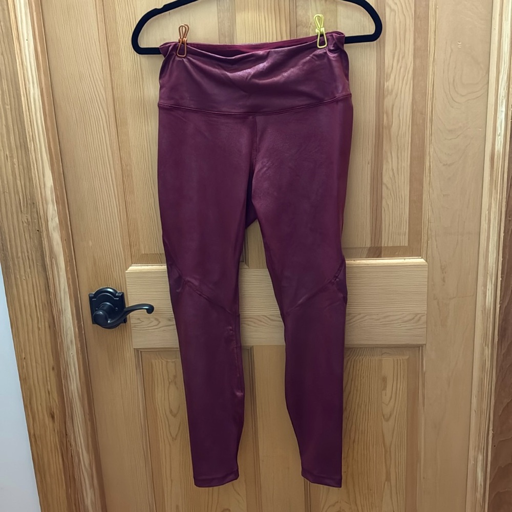 EUC CRZ YOGA Faux Leather 25” Leggings size Medium